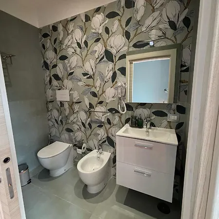 Caridei 3* 那不勒斯