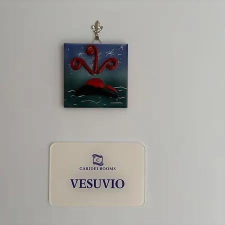 Caridei Nápoly