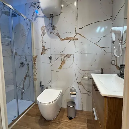 בית הארחה Caridei