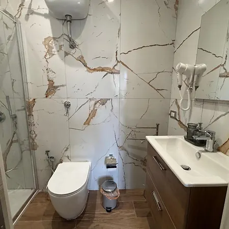 Caridei Guest house Naples